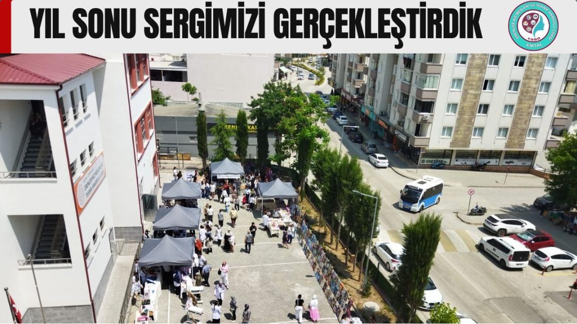 EMTAL HÜNERLERİNİ SERGİLEDİ
